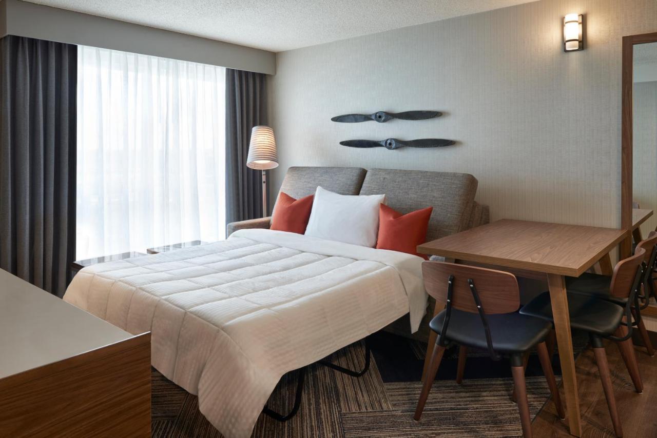 Four Points By Sheraton Toronto Airport East Exteriér fotografie